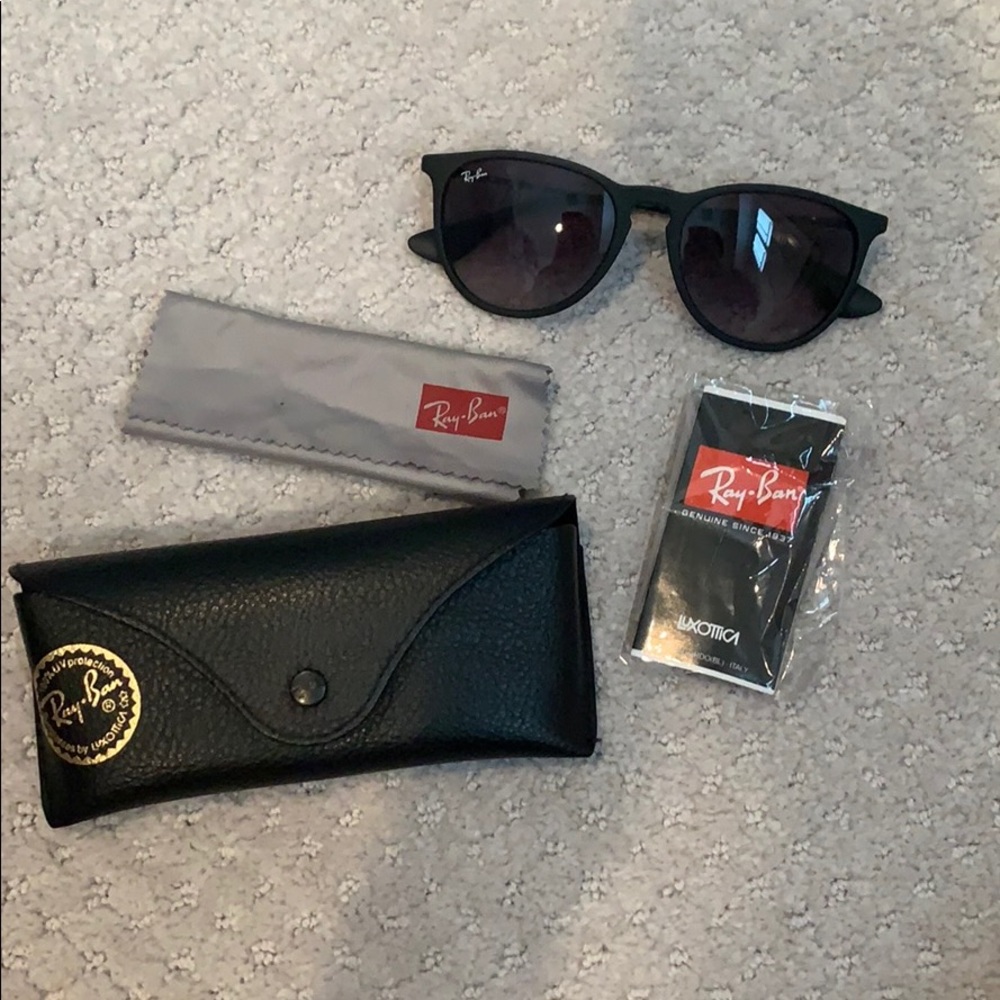 BLACK RAY BAN ERIKAS